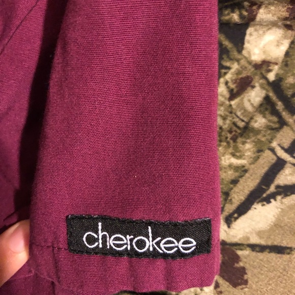 Cherokee Wine Flexible Scrub Top! - Picture 2 of 3